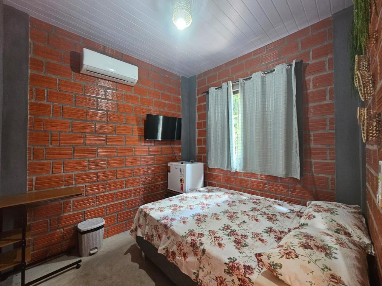 Pousada Vipayu - Menos de 1 minuto da Orla de Alter do Chão Exterior foto